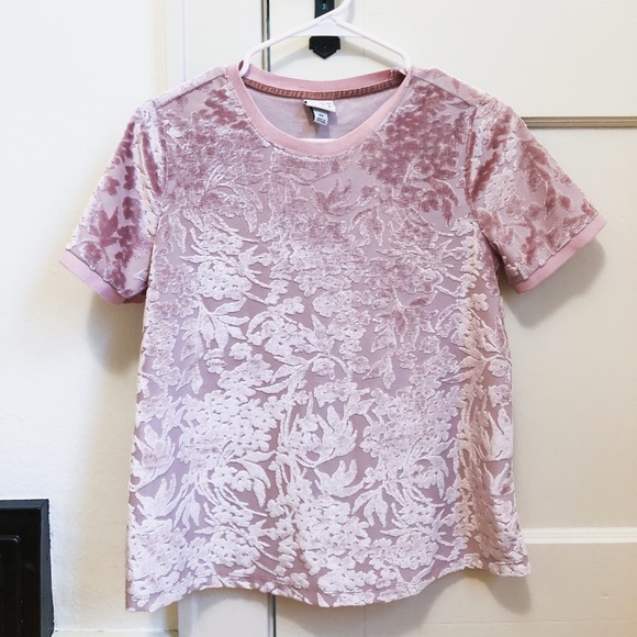 Pink top! - Picture 1 of 4